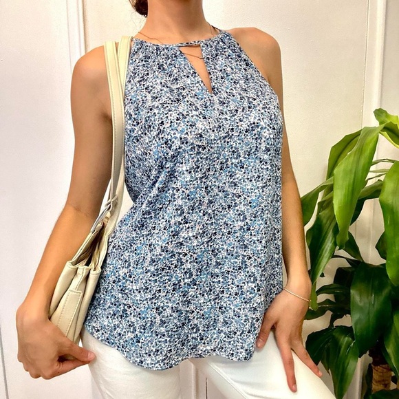 Blue & White Printed Sleeveless Blouse - Picture 1 of 8